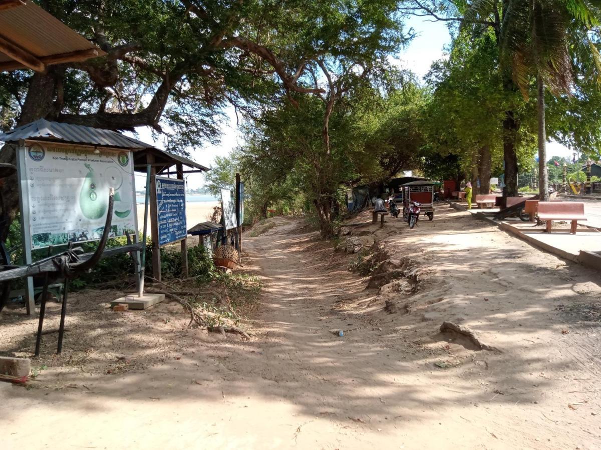 Tonle Mekong Séjour chez l'habitant Krong Kracheh